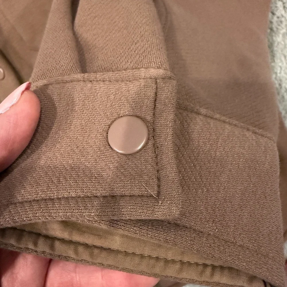 Fireside Women's Tan Trench Shirt Jacket - Picture 5 of 6